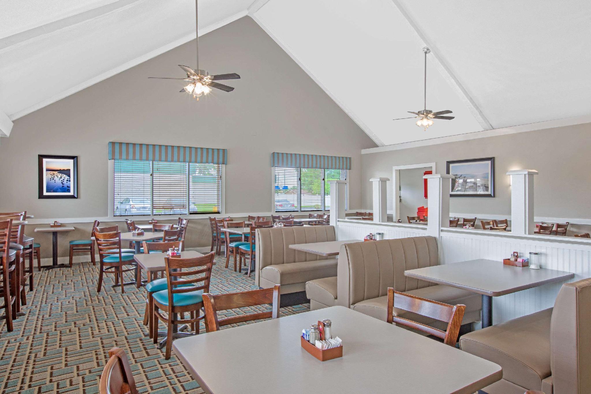 Days Inn By Wyndham Wilmington / University Exterior foto